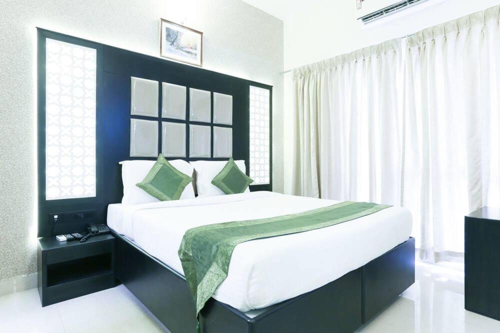 Emirates Residency Hotel Chennai Esterno foto